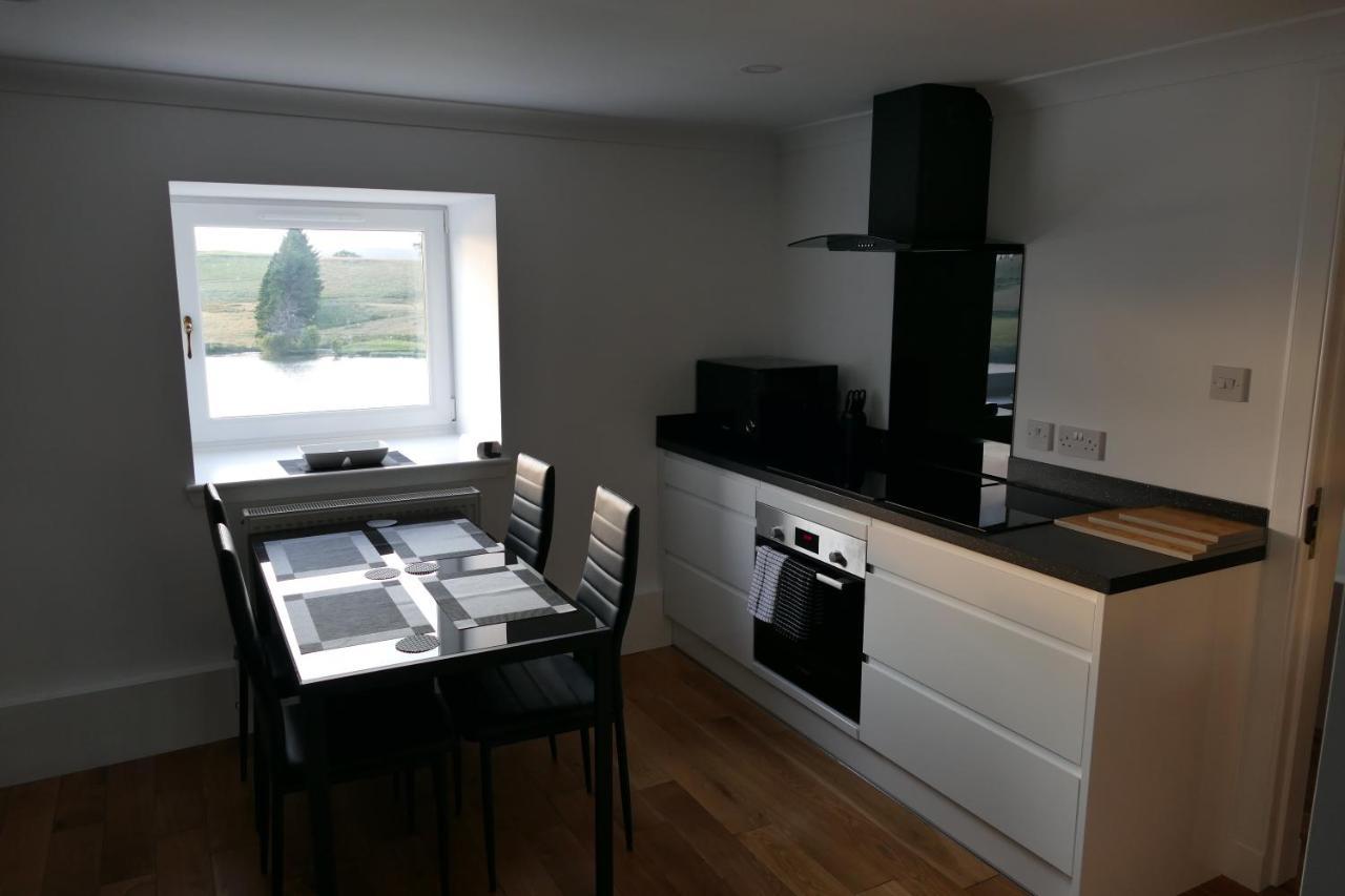 The Annexe At Loch View Farm Apartment Крийф Екстериор снимка