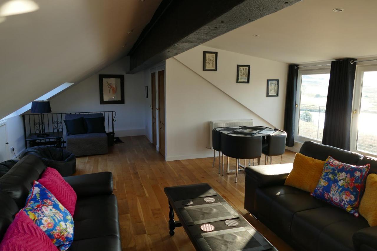 The Annexe At Loch View Farm Apartment Крийф Екстериор снимка