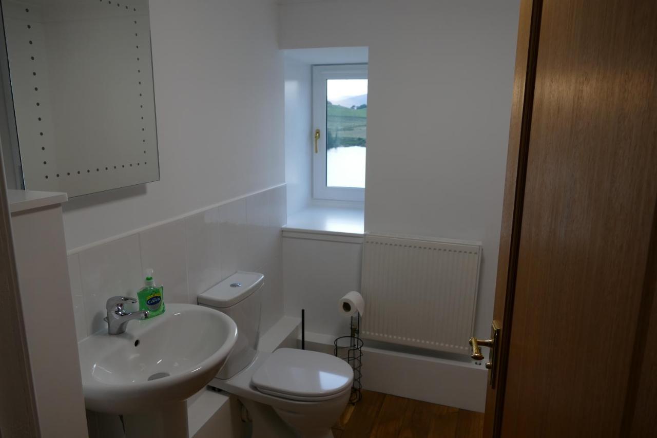 The Annexe At Loch View Farm Apartment Крийф Екстериор снимка